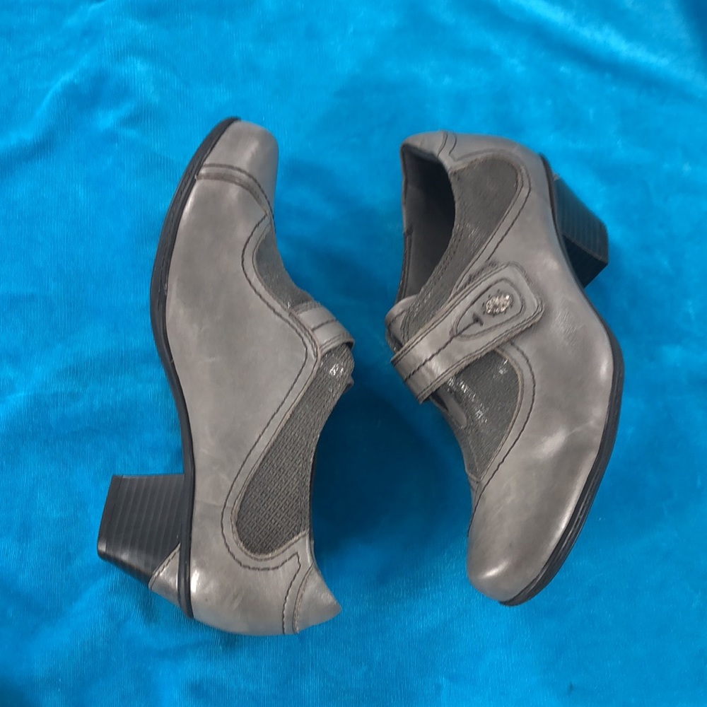 Earth Grey Slip On Ankle Boots sz 7 NWT - Picture 4 of 7